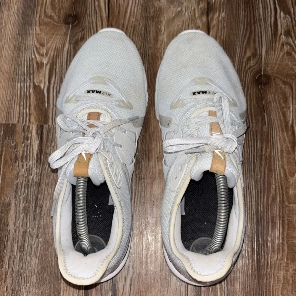 Nike Air Max gray & white lite weight breathable mesh size 9.5. - Picture 6 of 11